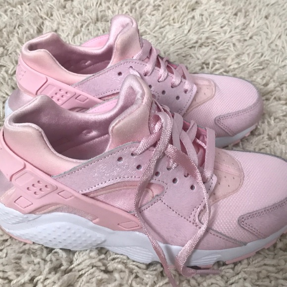 women's huaraches size 6